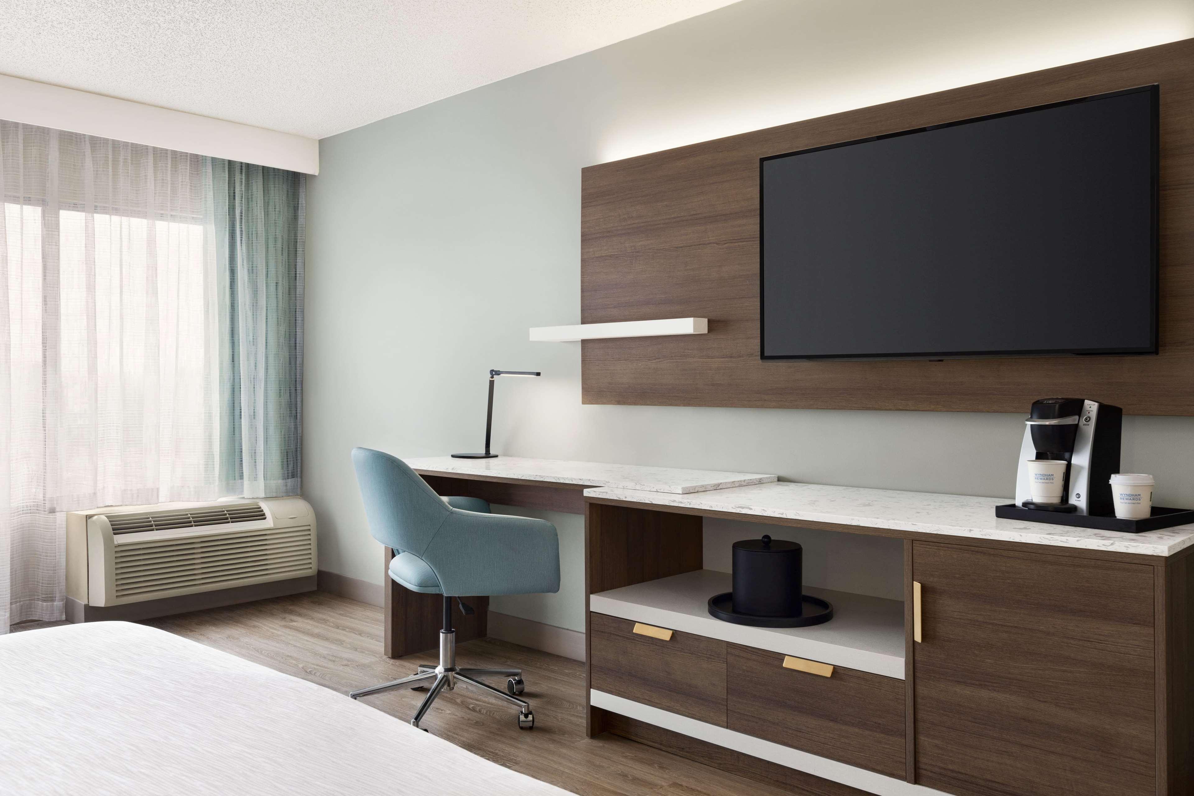 Wyndham Garden Totowa Otel Dış mekan fotoğraf