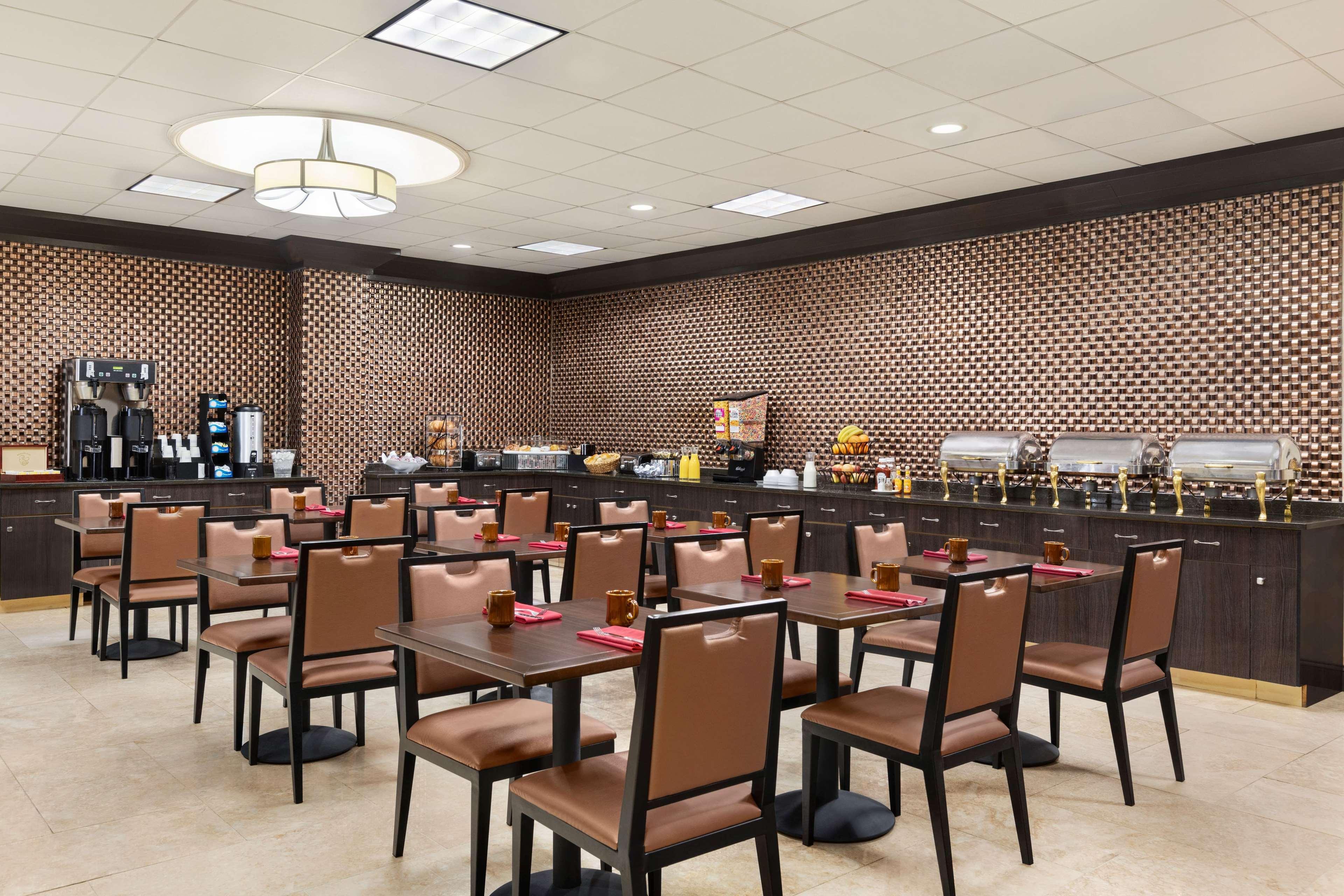 Wyndham Garden Totowa Otel Dış mekan fotoğraf